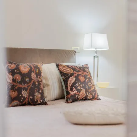 Appartement In Near Walls *