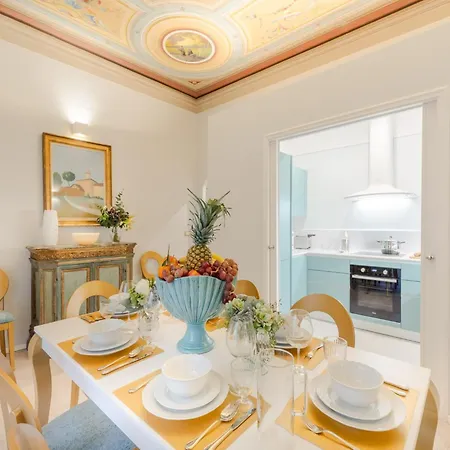 Appartement In Near Walls